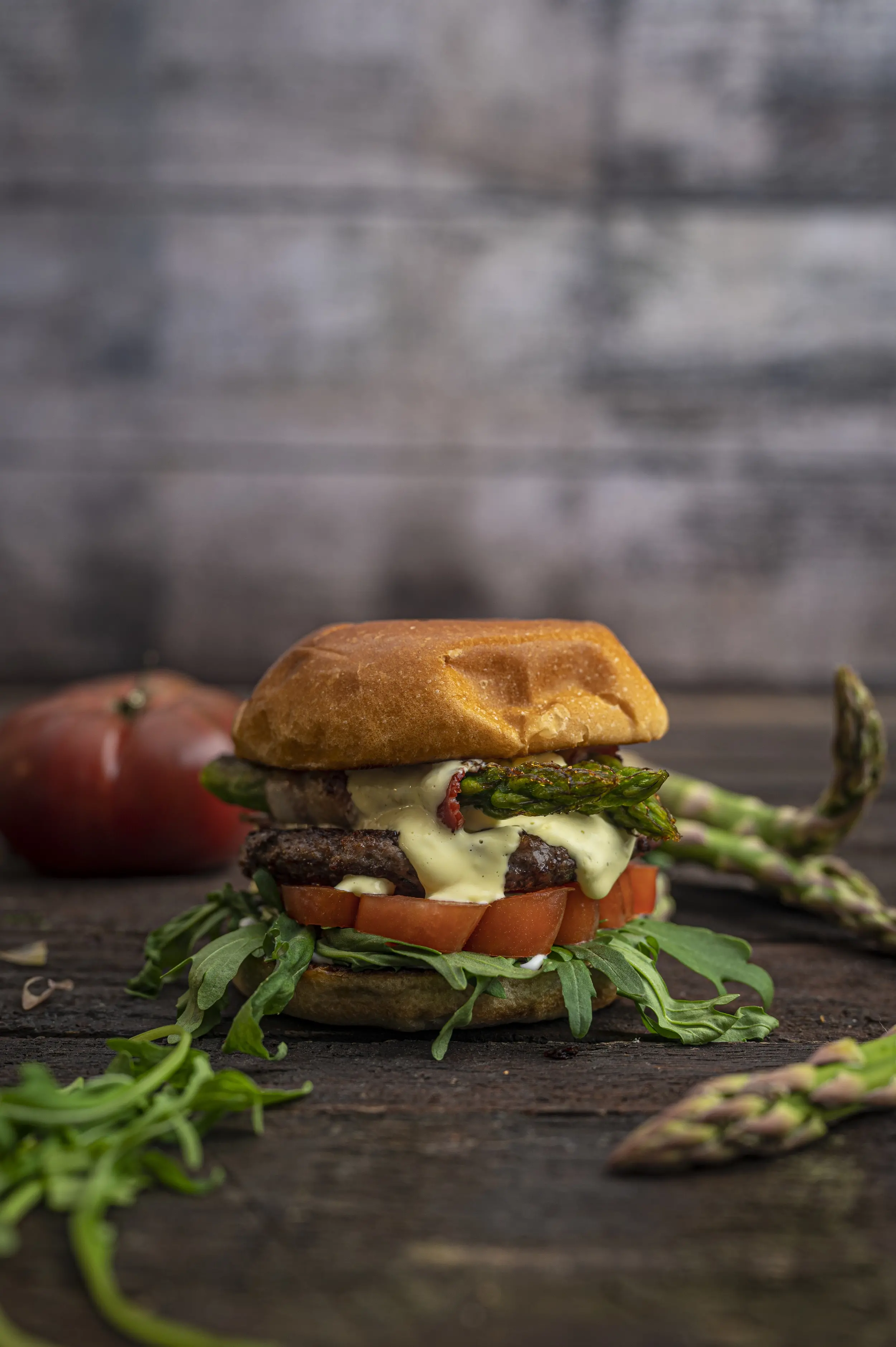 Grüner Spargel Burger