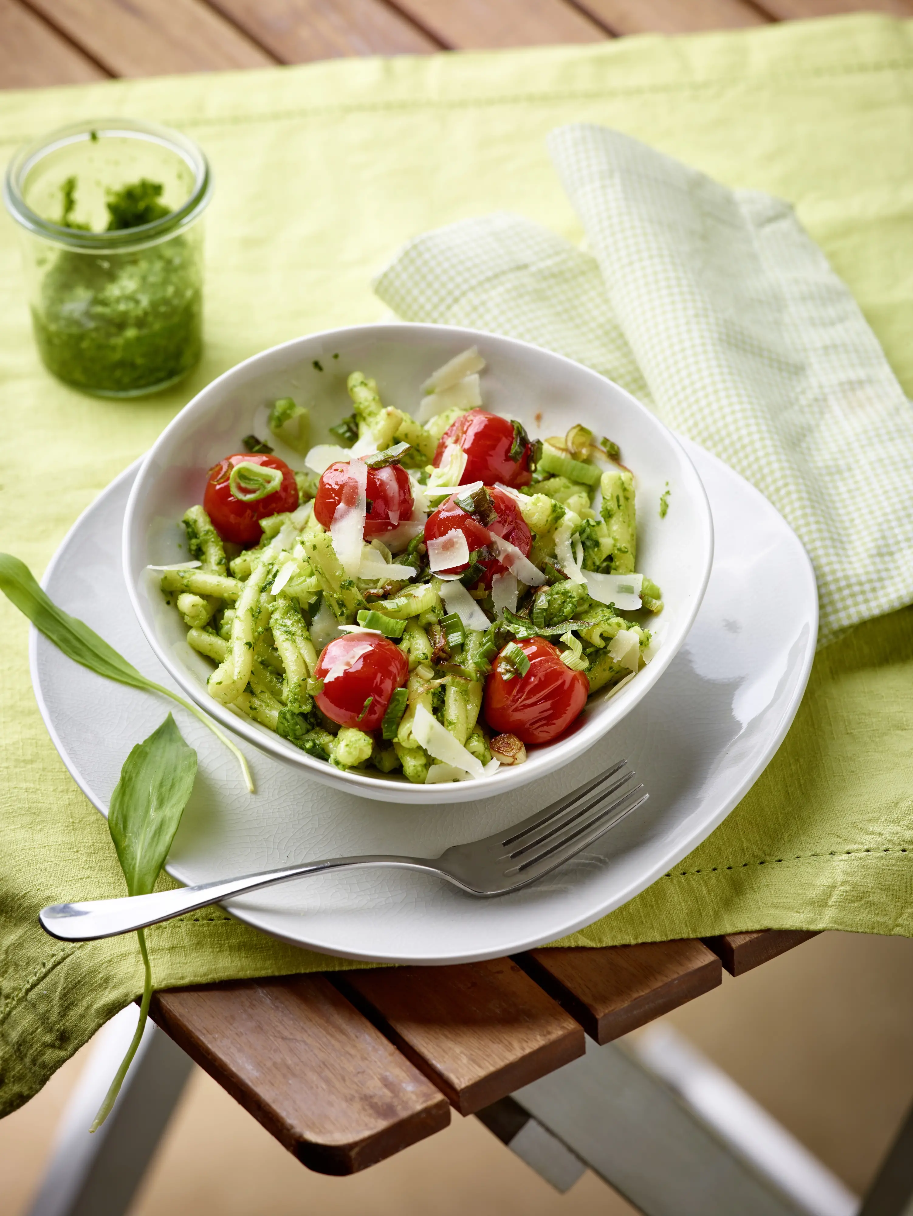 Pasta mit Bärlauchpesto